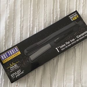 Brand new Hot Tools Professional 1” flat iron